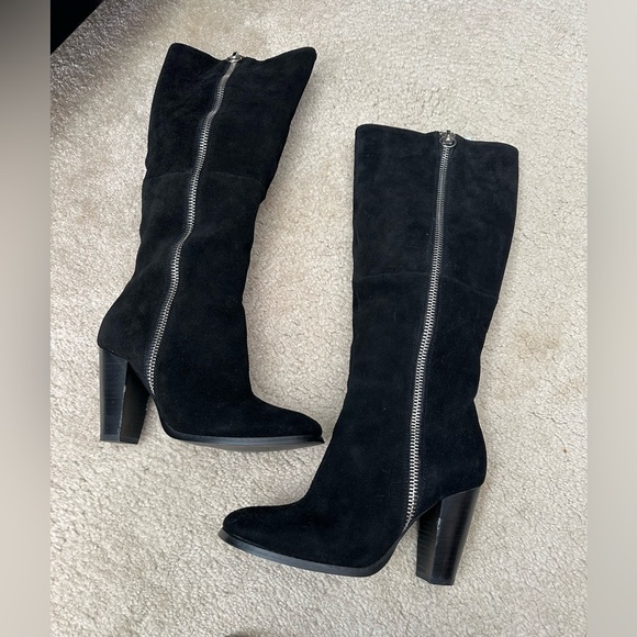 Ladies Suede Boots - Picture 5 of 5